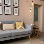 Casa Doni